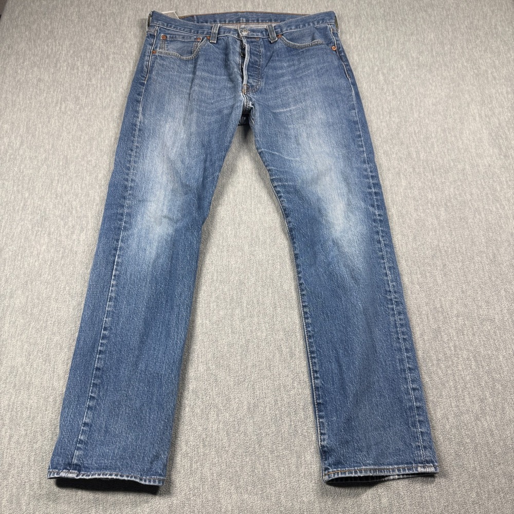 Levi's Jeans Mens 33x30 Blue 501 Button Fly Straight Leg Classic Fit Cotton Deni